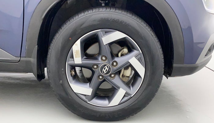 2021 Hyundai VENUE SX PLUS 1.0 TURBO DCT, Petrol, Automatic, 33,945 km, Right Front Wheel
