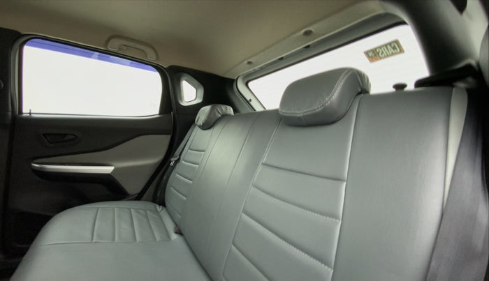 2021 Nissan MAGNITE XE, Petrol, Manual, 8,904 km, Right Side Rear Door Cabin