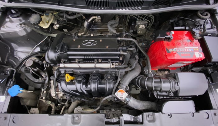 2012 Hyundai Verna FLUIDIC 1.6 EX VTVT, Petrol, Manual, 1,02,830 km, Engine Bonet View