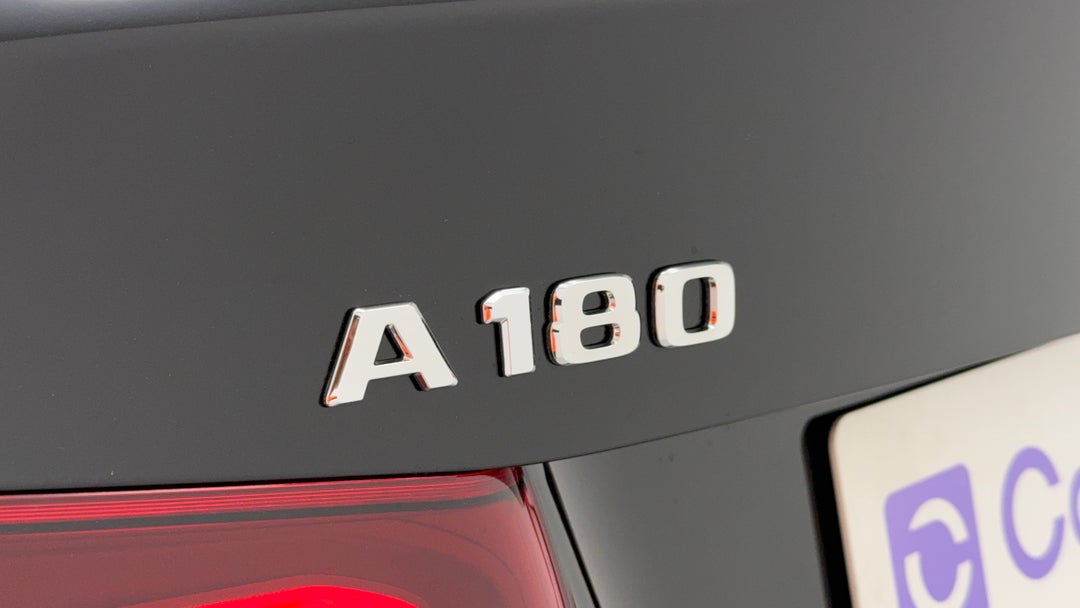 2020 Mercedes-benz A180 A180, Automatic, 33510 km, Badge (Boot Left Side)