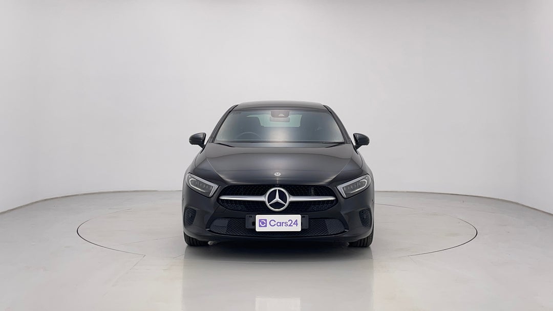 2020 Mercedes-benz A180 A180, Automatic, 33510 km, Front View