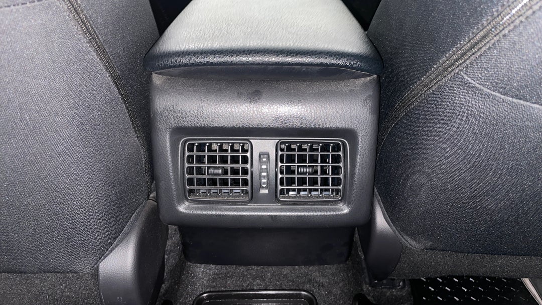 Rear A/C Vent