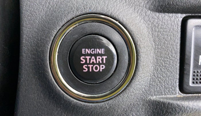 2017 Maruti Vitara Brezza ZDI PLUS DUAL TONE, Diesel, Manual, 69,527 km, Keyless Start/ Stop Button