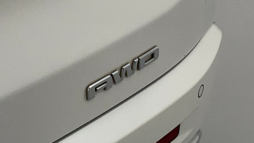 Badge (Boot Right Side)