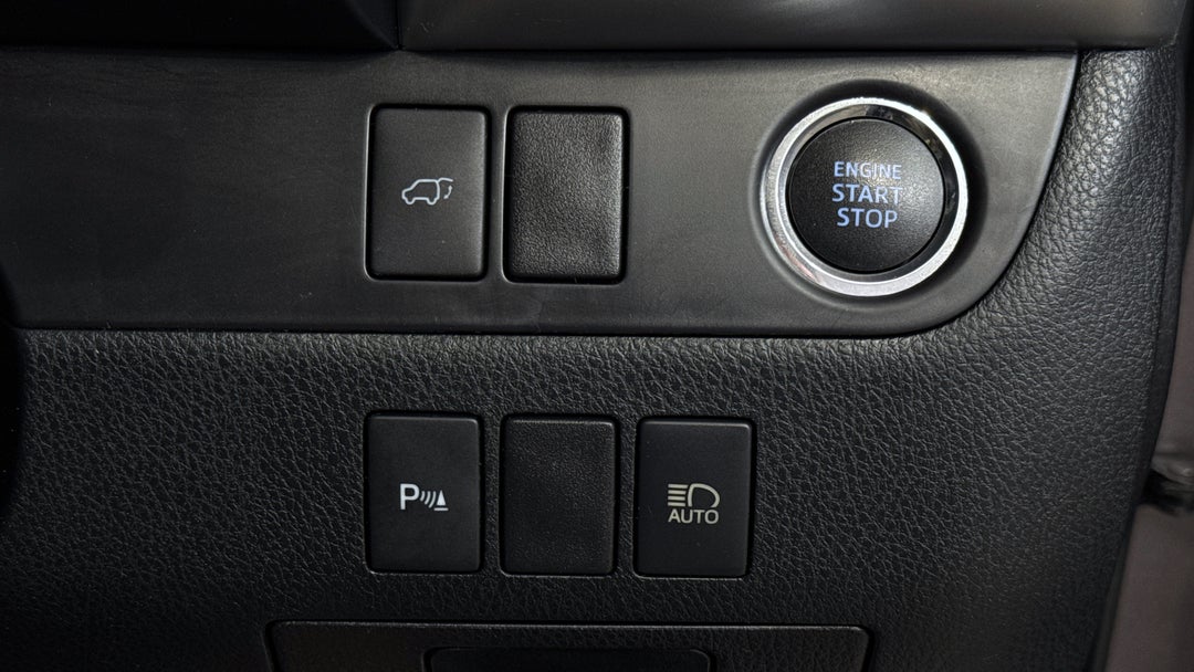 2019 Toyota Kluger Gxl (4x2), Automatic, 96867 km, Utility Switches/Buttons