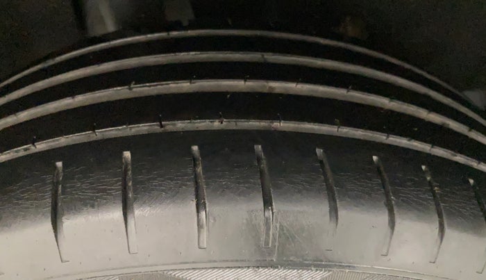 2019 Toyota Glanza G, Petrol, Manual, 37,030 km, Right Rear Tyre Tread