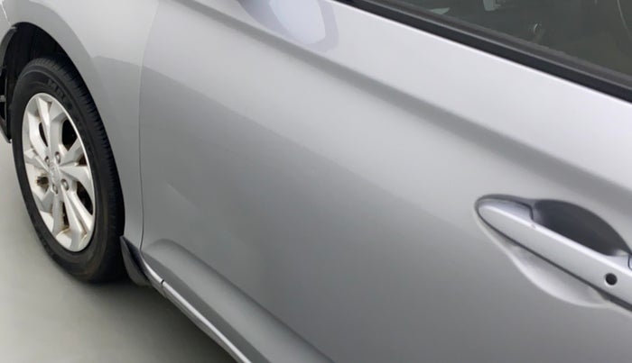 2019 Honda Amaze 1.2L I-VTEC V CVT, Petrol, Automatic, 26,733 km, Front passenger door - Slightly dented