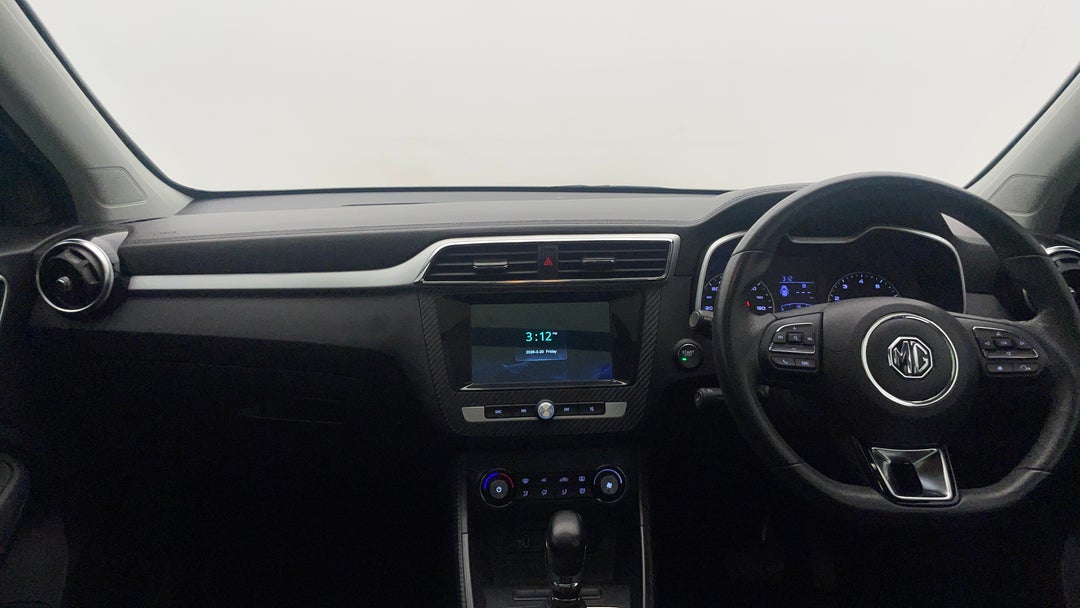 2020 MG ZS Essence, Automatic, 45350 km, Dashboard View