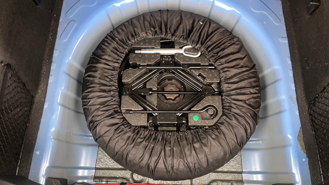 2020 MG ZS Essence, Automatic, 45350 km, Spare Wheel