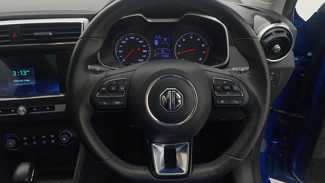 2020 MG ZS Essence, Automatic, 45350 km, Steering Wheel Close-up
