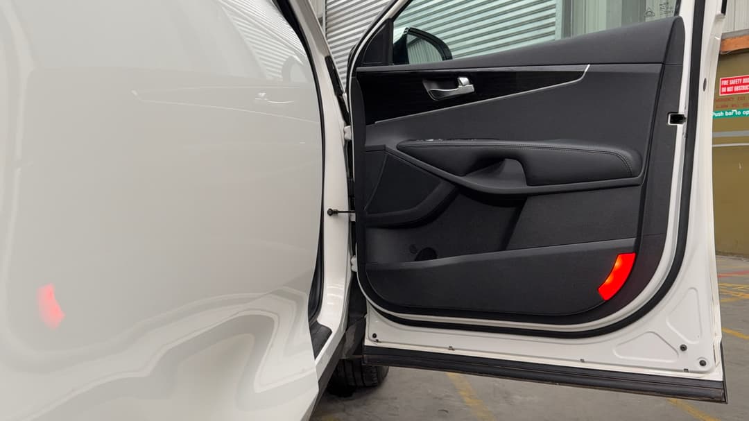 2019 Kia Sorento Sport (4x2), Automatic, 96072 km, Speaker View