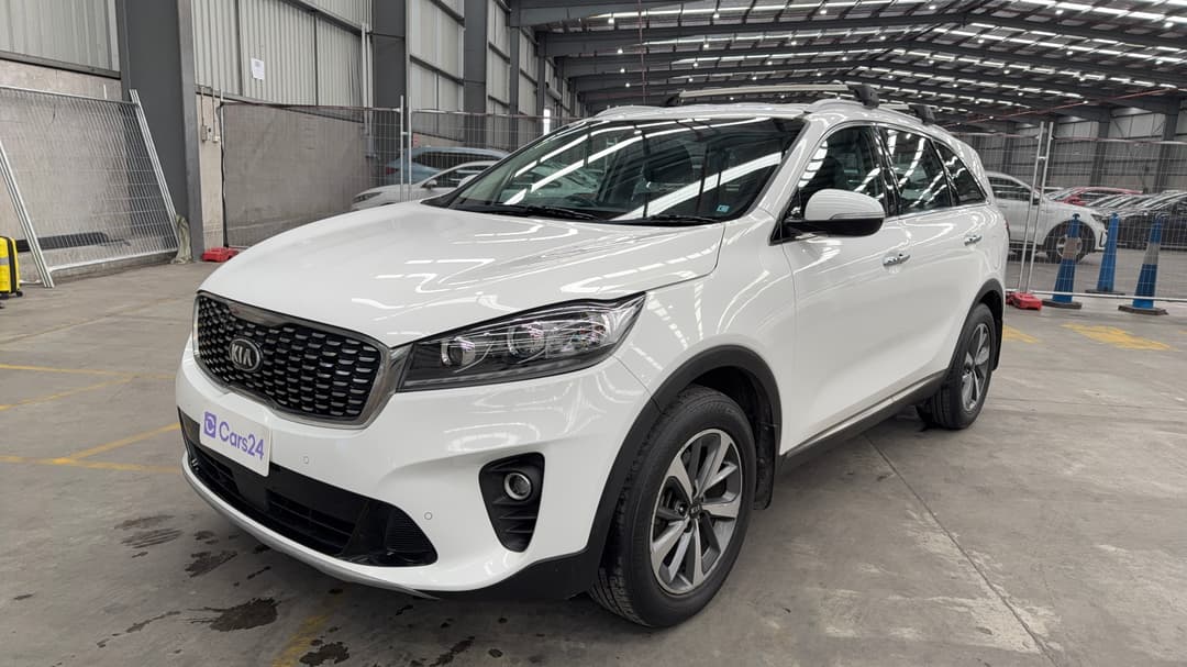 2019 Kia Sorento Sport (4x2), Automatic, 96072 km, Left Front Diagonal (45- Degree) View