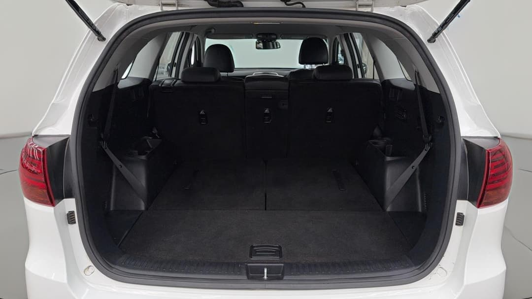 2019 Kia Sorento Sport (4x2), Automatic, 96072 km, Boot Inside View