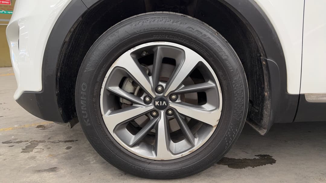 2019 Kia Sorento Sport (4x2), Automatic, 96072 km, Left Front Wheel