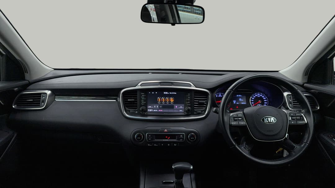 2019 Kia Sorento Sport (4x2), Automatic, 96072 km, Dashboard View