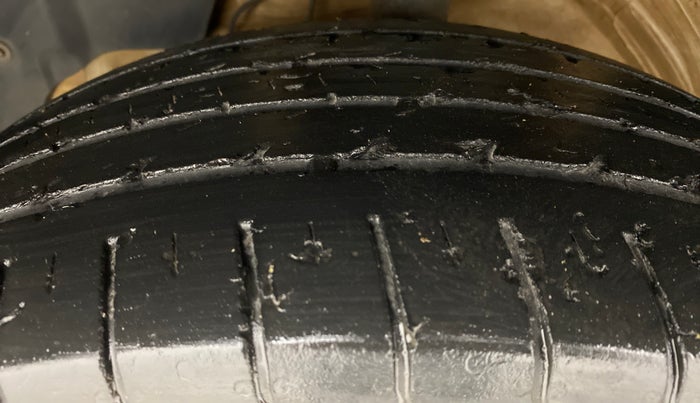 2019 MG HECTOR SHARP HYBIRD PETROL MT, Petrol, Manual, 39,193 km, Left Front Tyre Tread