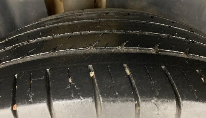 2019 MG HECTOR SHARP HYBIRD PETROL MT, Petrol, Manual, 39,193 km, Right Rear Tyre Tread