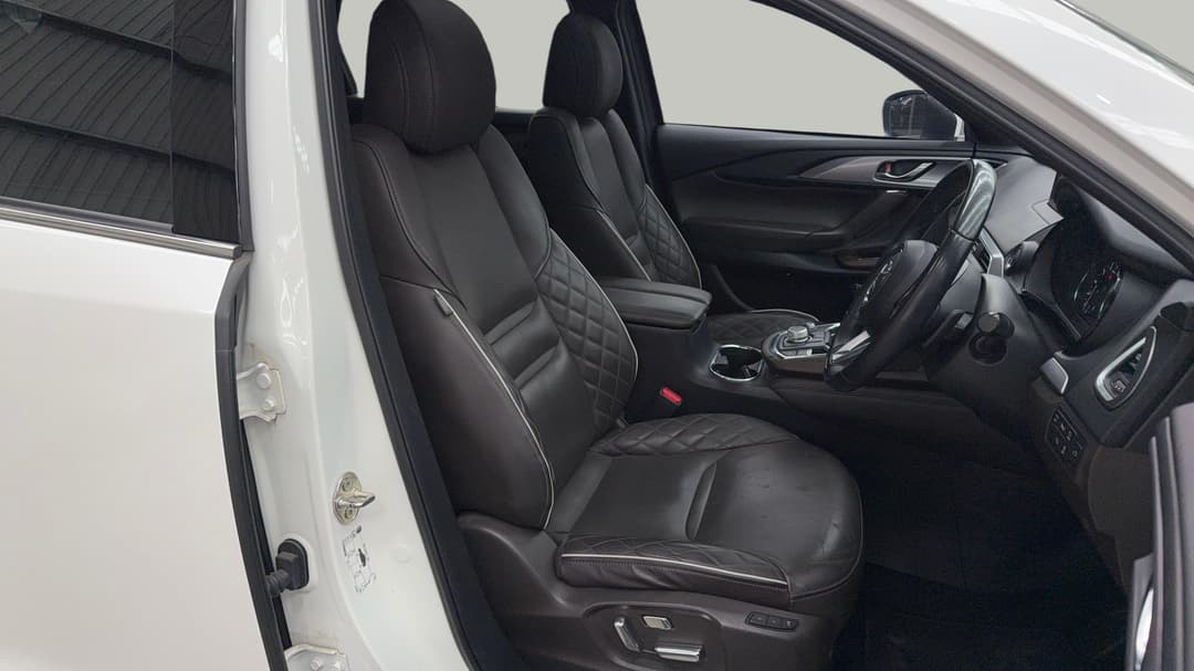 2021 Mazda CX-9 Azami (AWD), Automatic, 101360 km, Right Side Front Door Cabin View