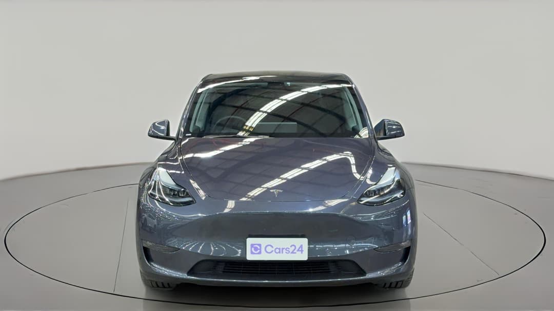 2023 Tesla Model Y Performance, Automatic, 31018 km, Front View