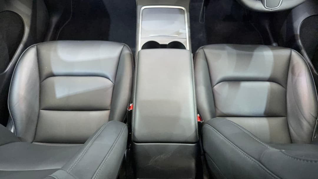 2023 Tesla Model Y Performance, Automatic, 31018 km, Center Console