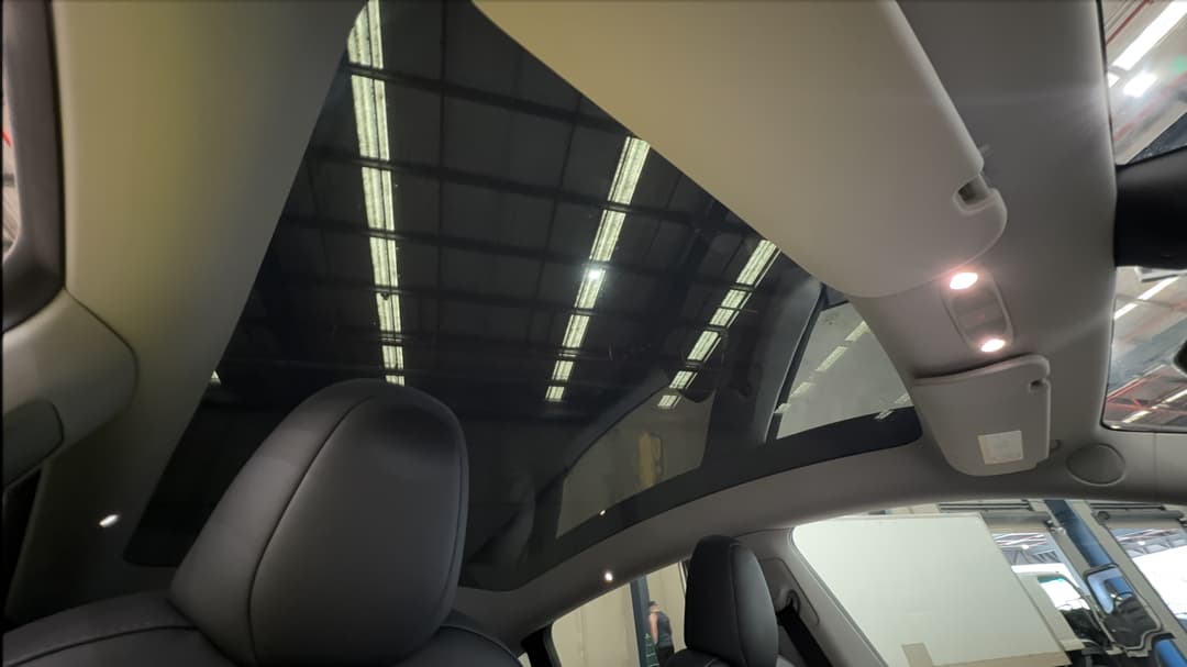 2023 Tesla Model Y Performance, Automatic, 31018 km, Interior Sunroof/Moonroof