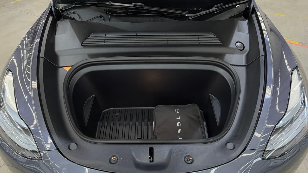 2023 Tesla Model Y Performance, Automatic, 31018 km, Open Bonnet (Engine)