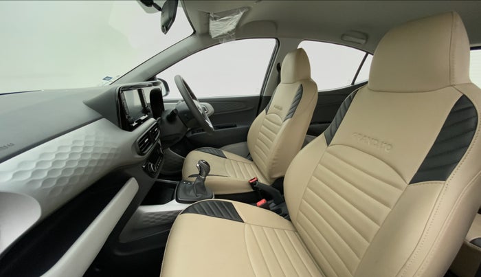 2020 Hyundai GRAND I10 NIOS SPORTZ 1.2 AT, Petrol, Automatic, 3,892 km, Right Side Front Door Cabin