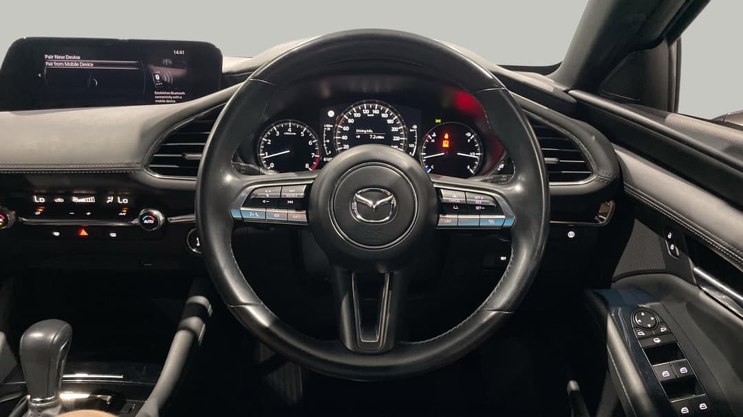 2021 Mazda Mazda3 G20 Touring, Automatic, 61683 km, Steering Wheel Close-up