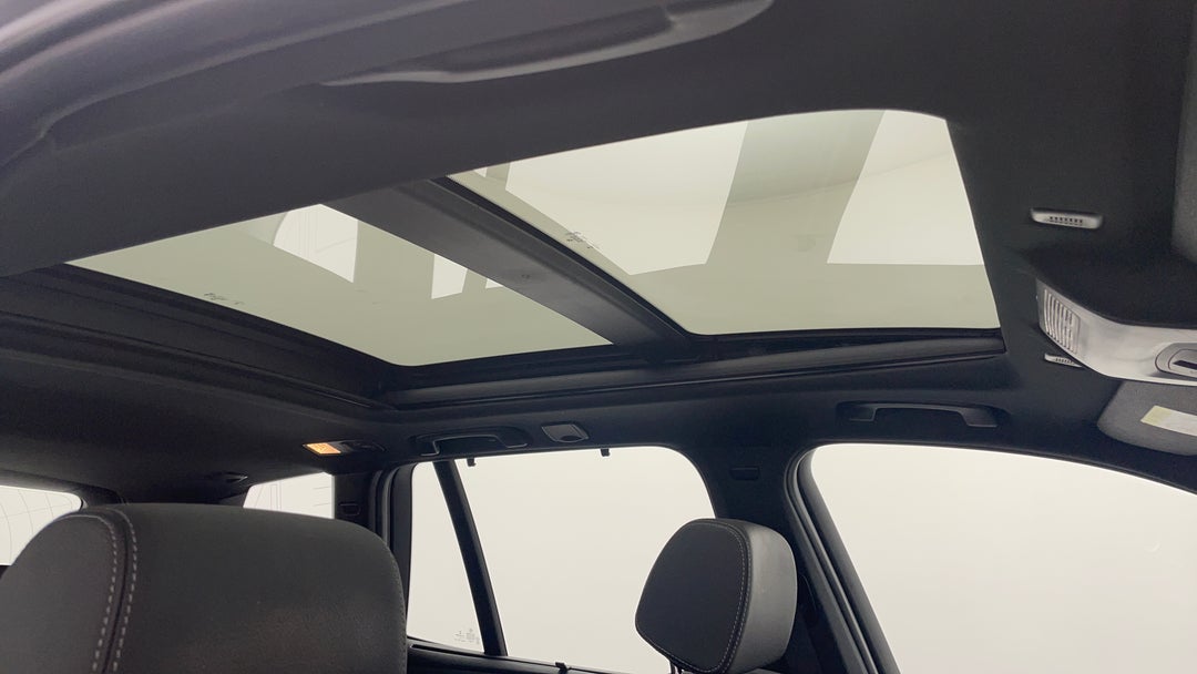 Interior Sunroof/Moonroof