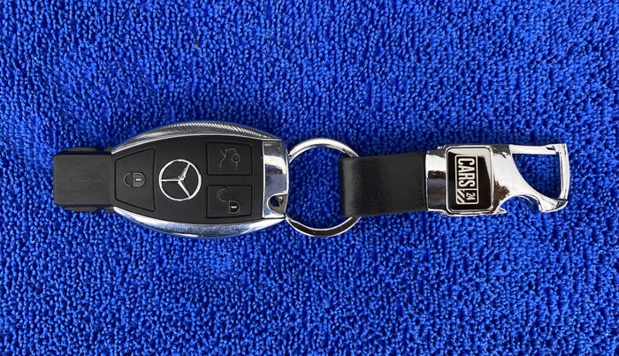 2014 Mercedes Benz C Class C 220 CDI AVANTGARDE, Diesel, Automatic, 61,130 km, Key Close Up