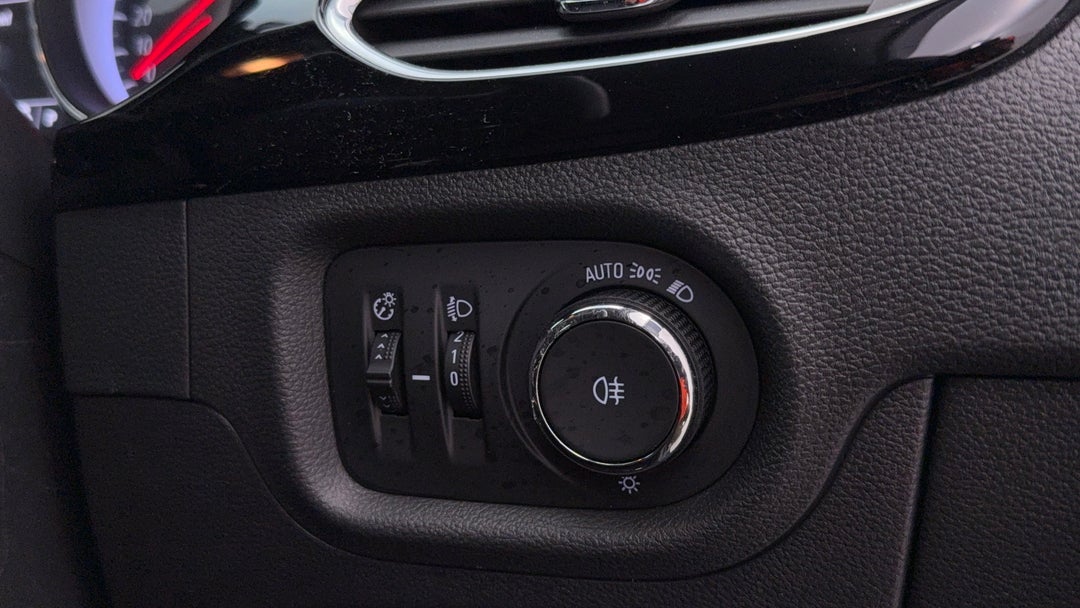 2017 Holden Astra R, Automatic, 95298 km, Utility Switches/Buttons