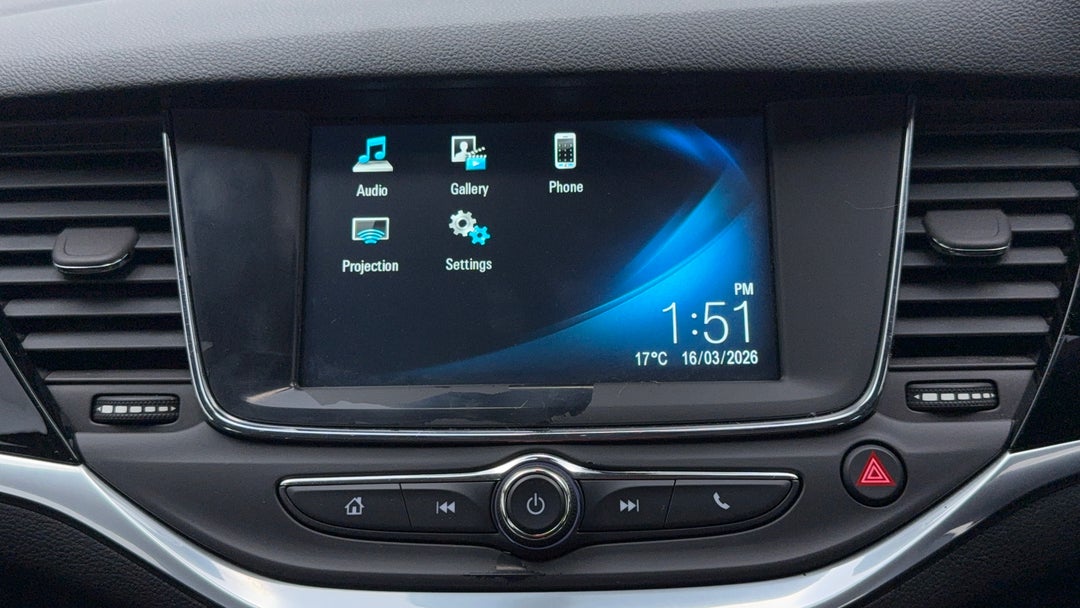 2017 Holden Astra R, Automatic, 95298 km, Infotainment System