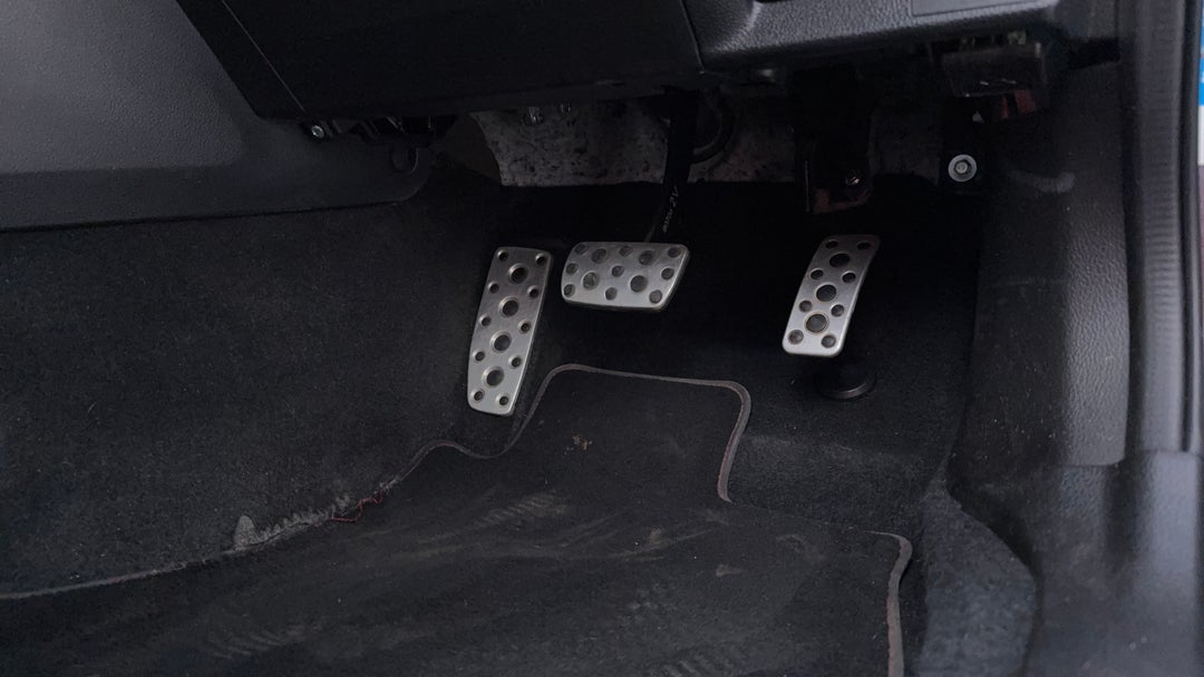 Pedals and Footmat