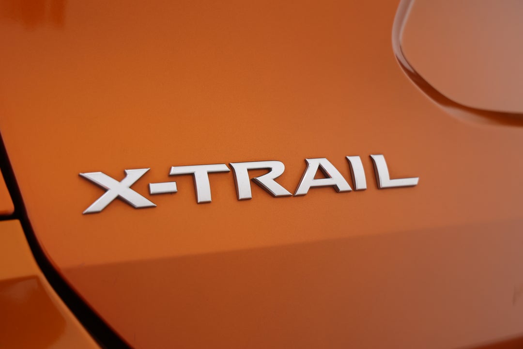 2017 Nissan X-trail St-l 7 Seat (FWD), Automatic, 134704 km, Badge (Boot Left Side)