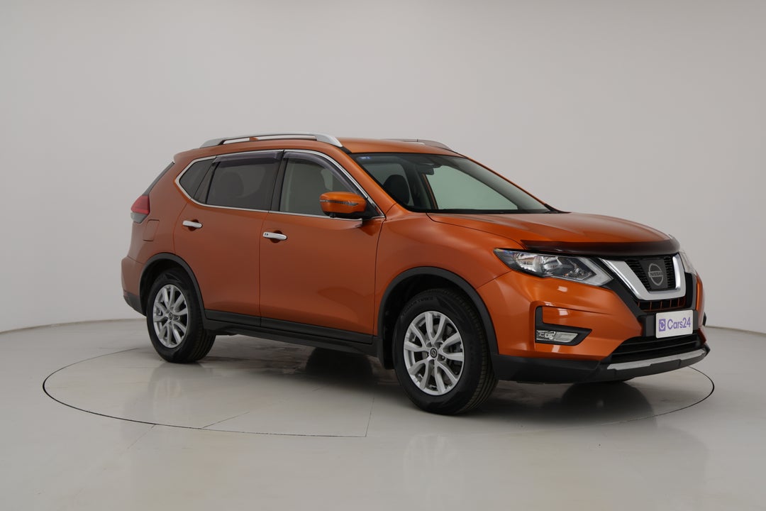 2017 Nissan X-trail St-l 7 Seat (FWD), Automatic, 134704 km, Right Front Diagonal (45- Degree) View