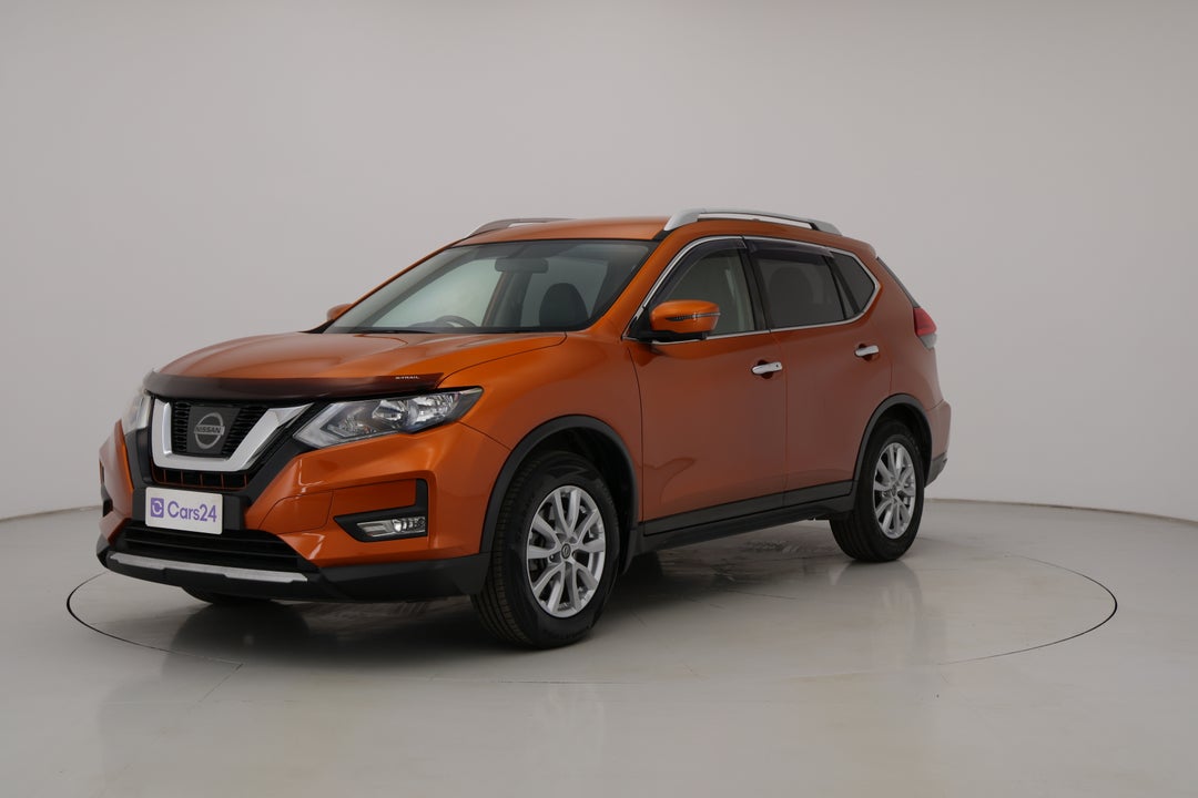 2017 Nissan X-trail St-l 7 Seat (FWD), Automatic, 134704 km, Left Front Diagonal (45- Degree) View