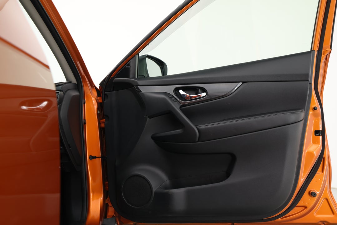 2017 Nissan X-trail St-l 7 Seat (FWD), Automatic, 134704 km, Speaker View