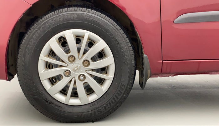 2016 Hyundai i10 SPORTZ 1.1 IRDE2, Petrol, Manual, 48,217 km, Left Front Wheel