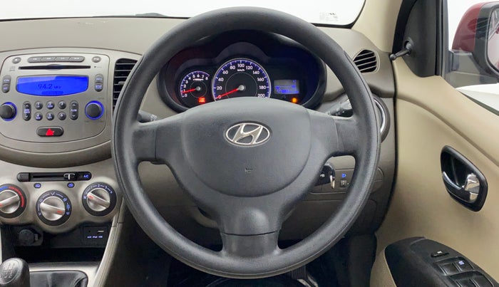 2016 Hyundai i10 SPORTZ 1.1 IRDE2, Petrol, Manual, 48,217 km, Steering Wheel