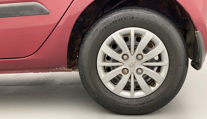 2016 Hyundai i10 SPORTZ 1.1 IRDE2, Petrol, Manual, 48,217 km, Left Rear Wheel