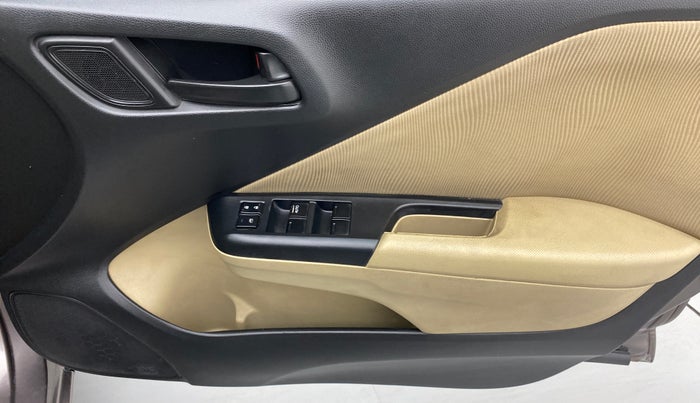 2014 Honda City SV CVT PETROL, Petrol, Automatic, 70,000 km, Driver Side Door Panels Control