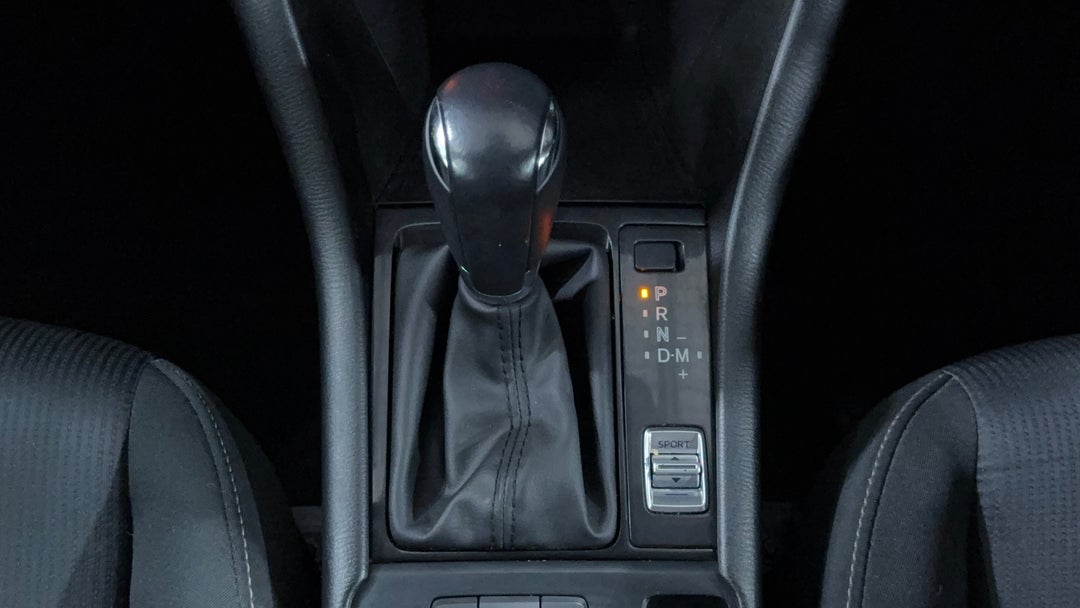2018 Mazda CX-3 Maxx Sport (AWD), Automatic, 79162 km, Gear Lever 