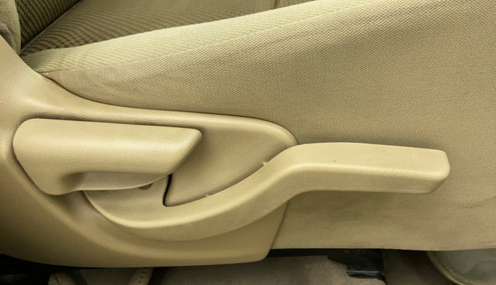 2015 Honda Brio 1.2 VX AT I VTEC, Petrol, Automatic, 26,251 km, Driver Side Adjustment Panel