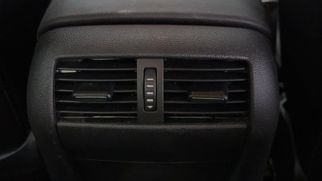 Rear A/C Vent