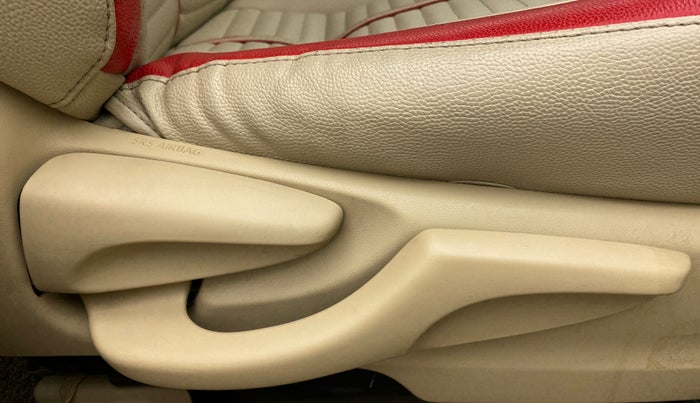 2018 Toyota YARIS G CVT, Petrol, Automatic, 56,714 km, Driver Side Adjustment Panel