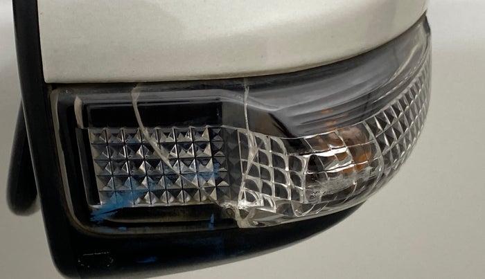 2018 Toyota YARIS G CVT, Petrol, Automatic, 56,714 km, Right rear-view mirror - Indicator light has minor damage