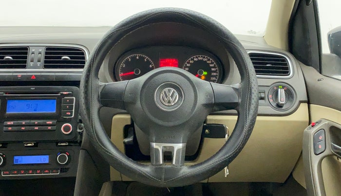 2011 Volkswagen Vento HIGHLINE PETROL AT, Petrol, Automatic, 67,403 km, Steering Wheel Close Up