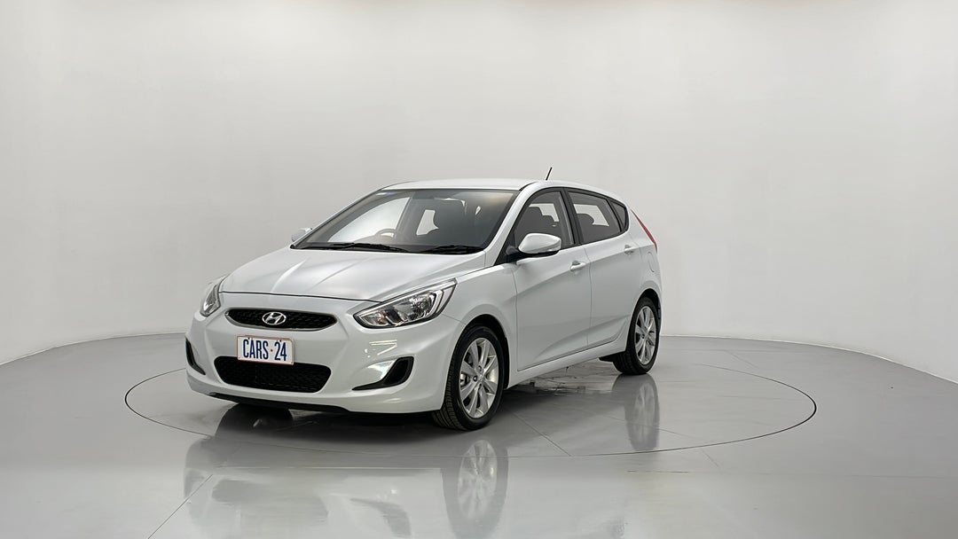 2017 Hyundai Accent Sport, Automatic, 3299 km, Left Front Diagonal (45- Degree) View