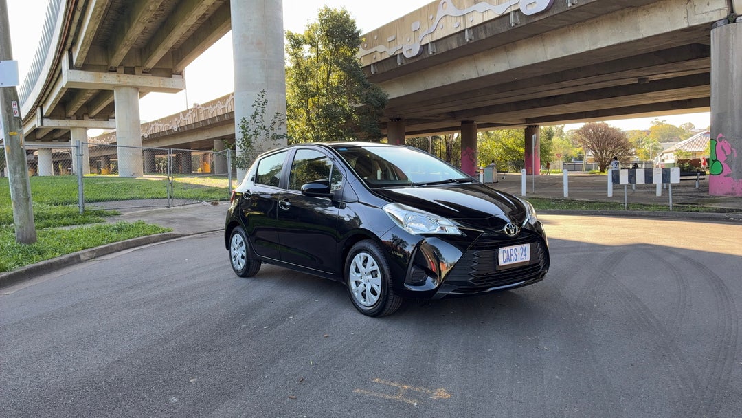 Right Front Diagonal (45- Degree) View