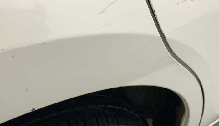 2015 Toyota Corolla Altis G, Petrol, Manual, 81,483 km, Right quarter panel - Slightly dented